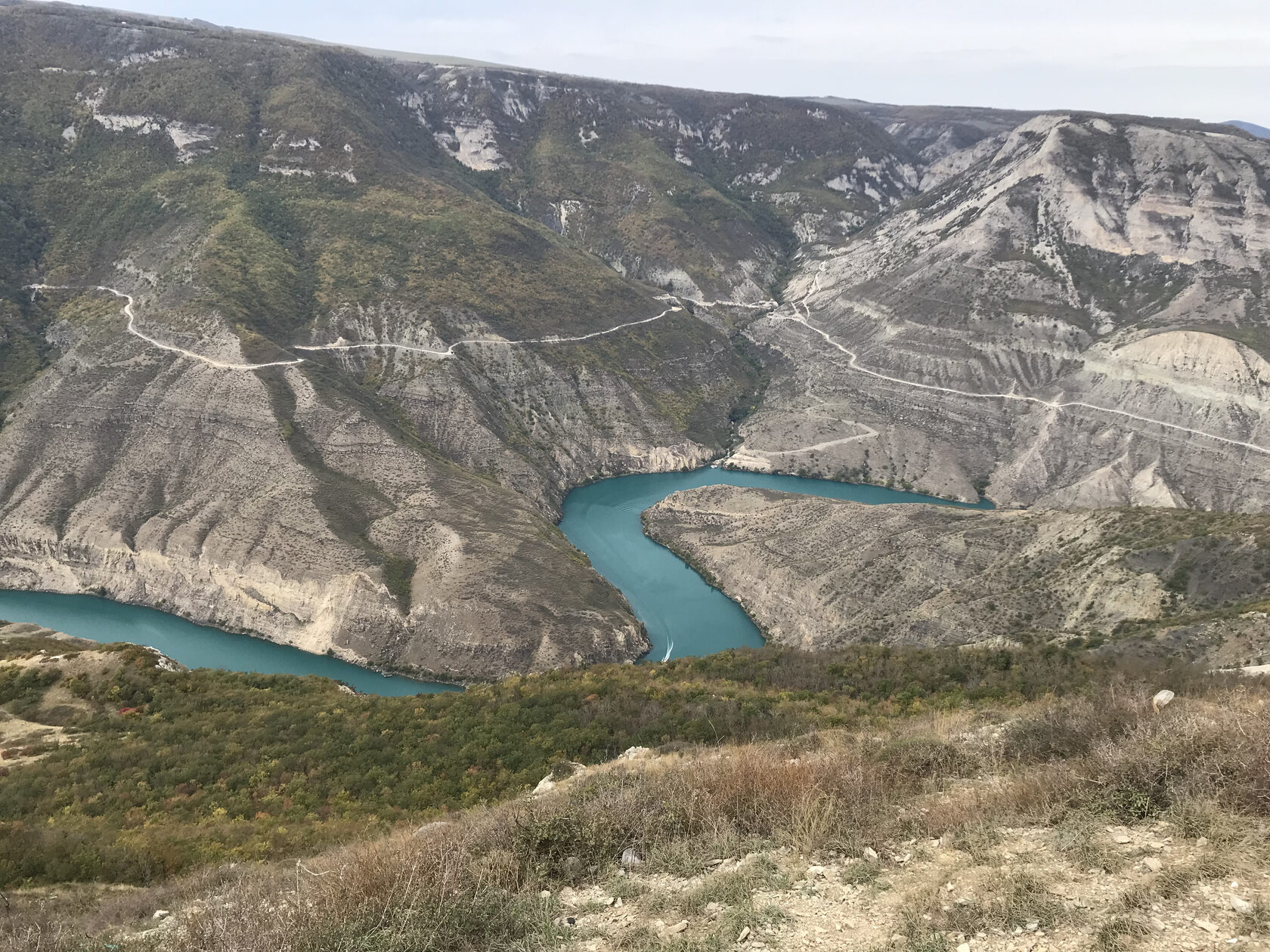Фото Сулакского каньона — одного из самых глубоких каньонов в мире