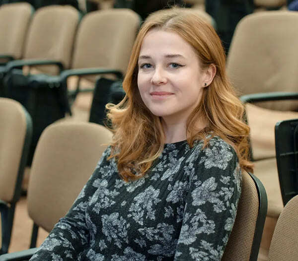 Петрова Полина