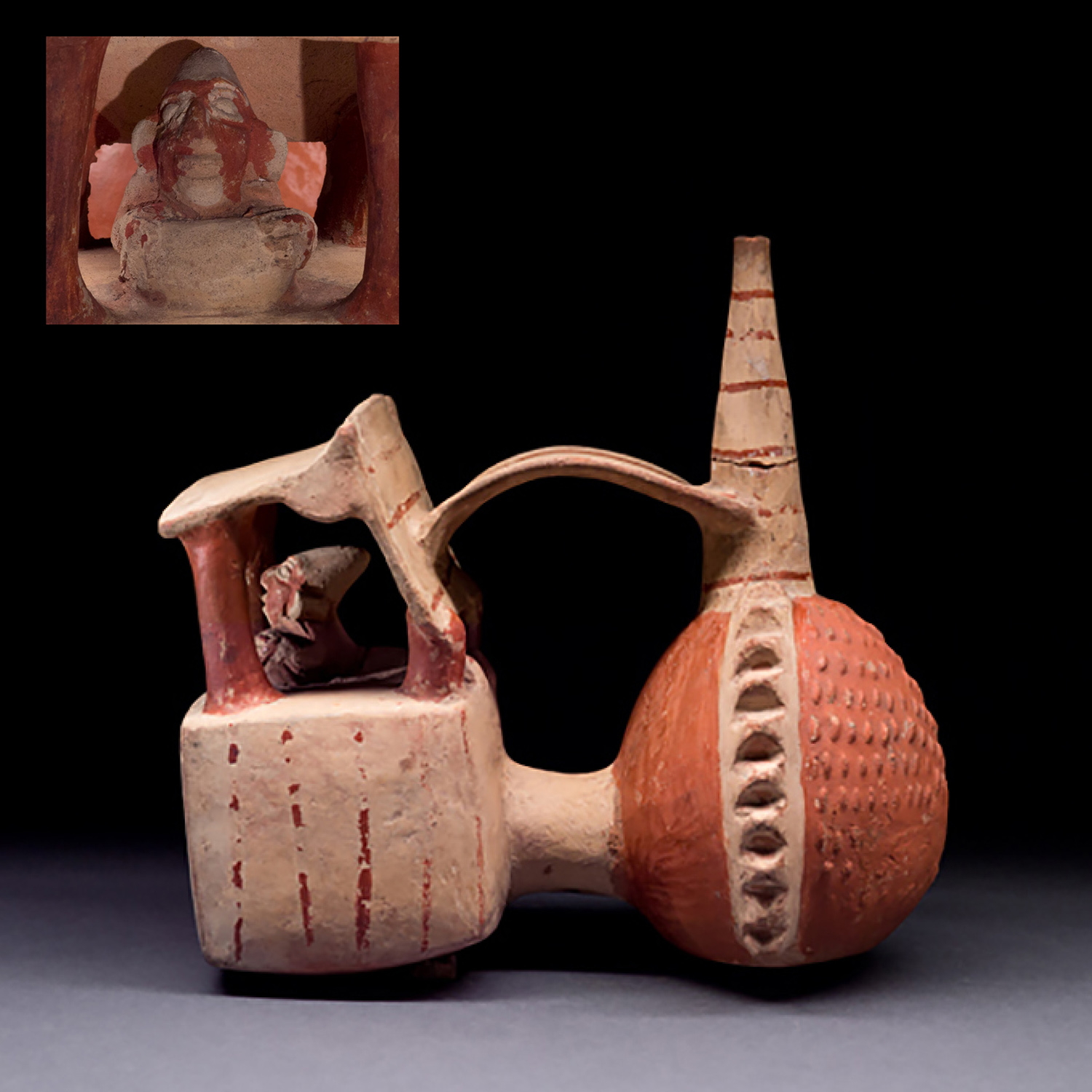 Двухкамерный свистящий сосуд. Ламбаеке, 800-1300 гг. н.э. Коллекция American Museum of Natural History, New York.
