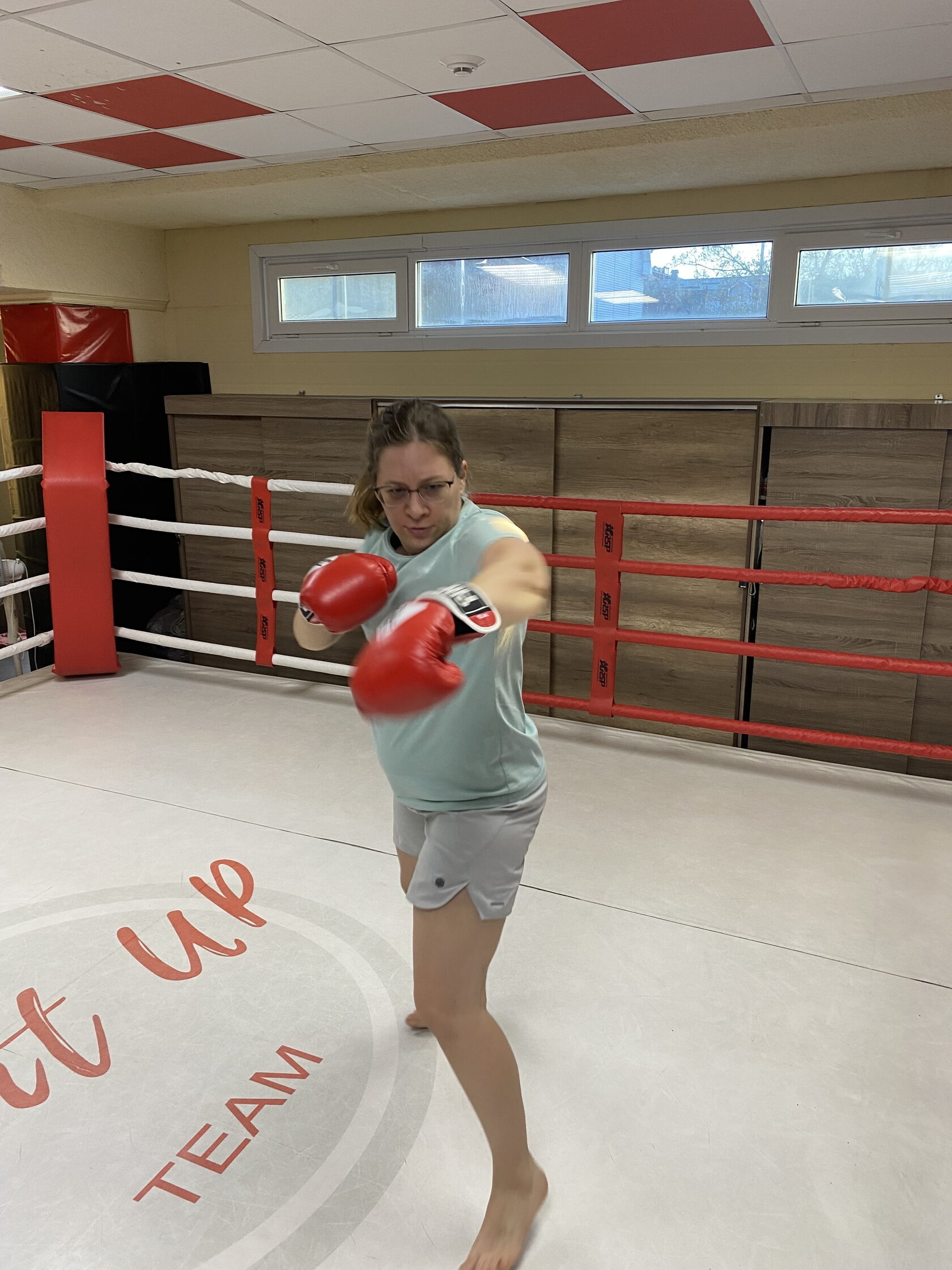 Парашюты, театр, бои без правил и генеалогия. Хобби руководителей агентств ч.3