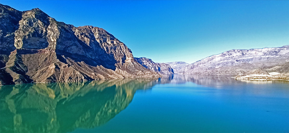 Водохранилище горы