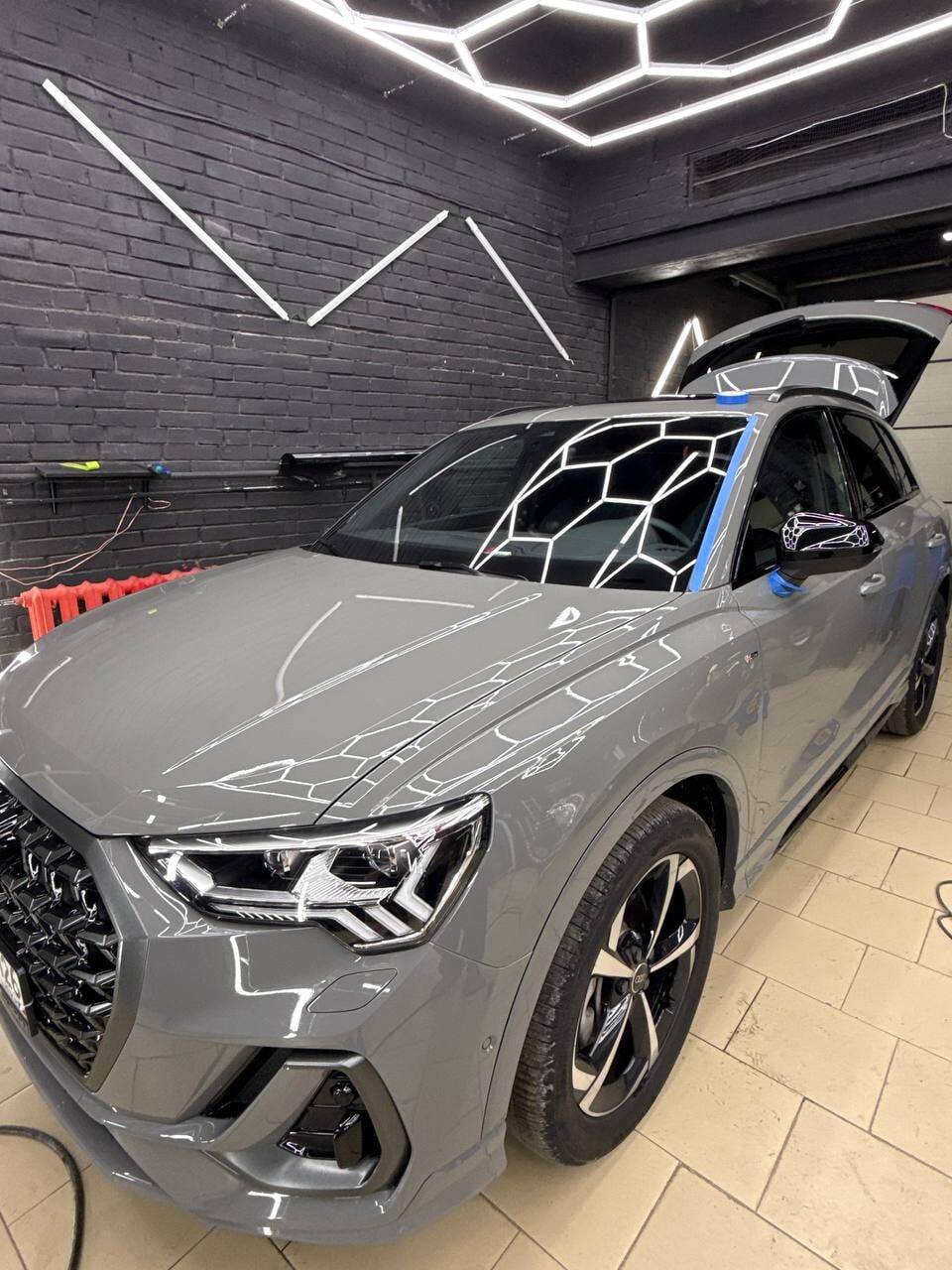 Audi Q3 в студии