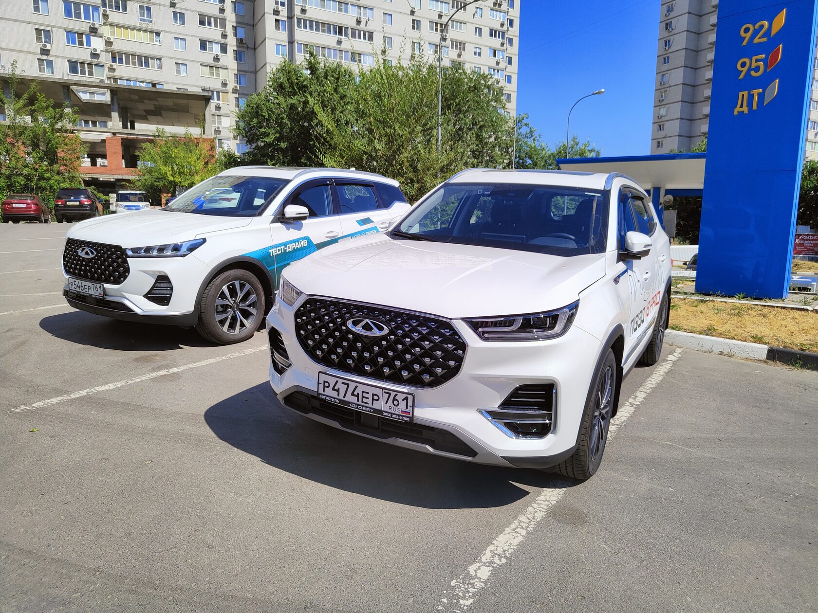 Chery обязана продать в России в 2023 году 200 000 машин — таков приказ Китая. А что «Автотор»?