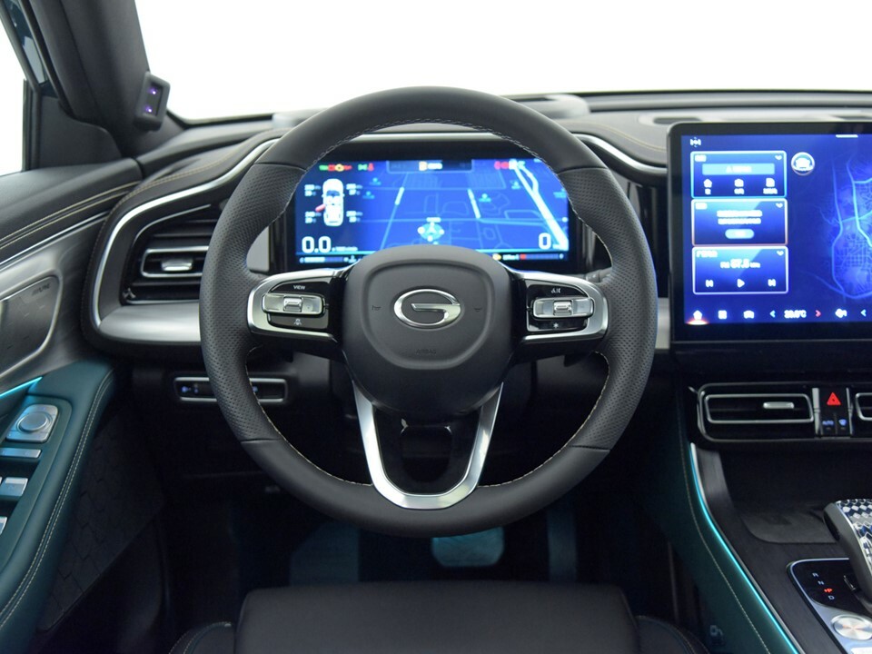 Бюрократ. Первый полноценный тест-драйв кроссовера GAC GS8 - DRIVE2