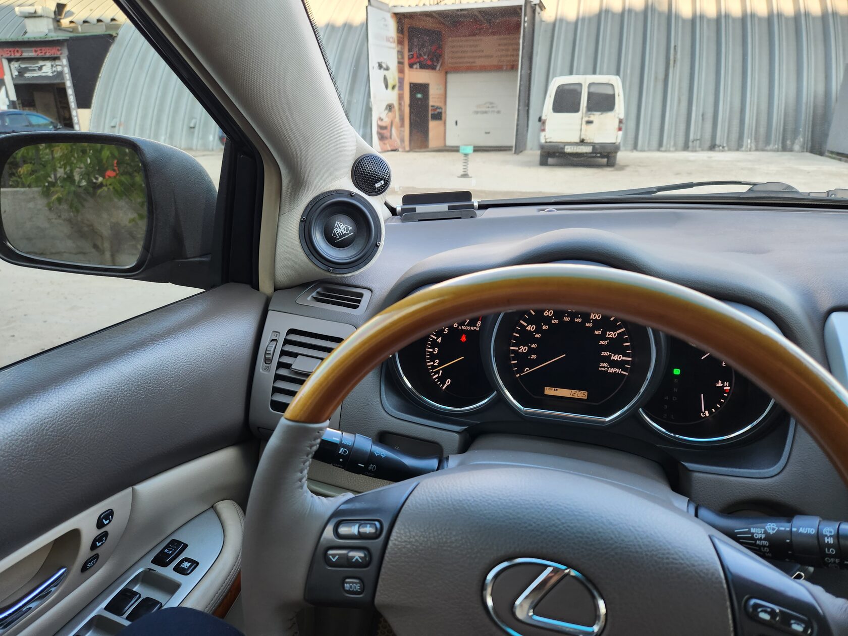 установка автозвука lexus rx