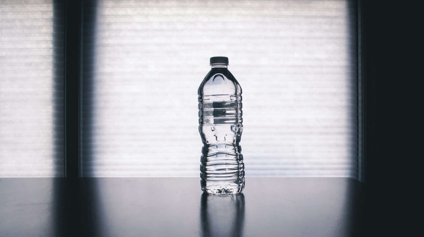 Негазированная вода 0,33 л
