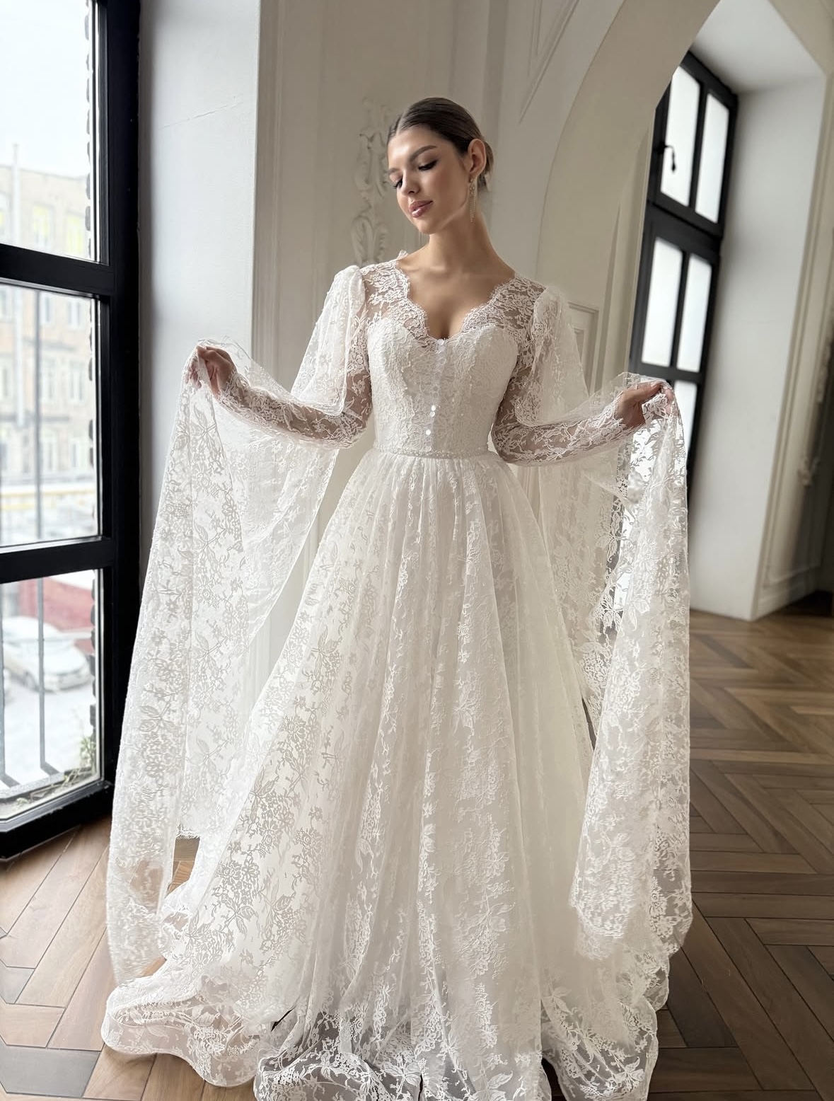 платье свадебное с длинными рукавами