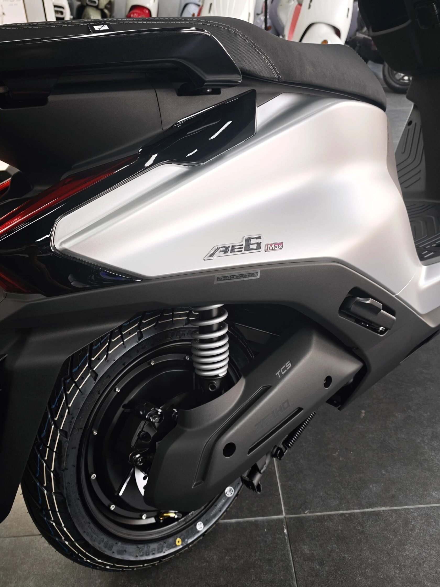 Zeeho AE6 Max