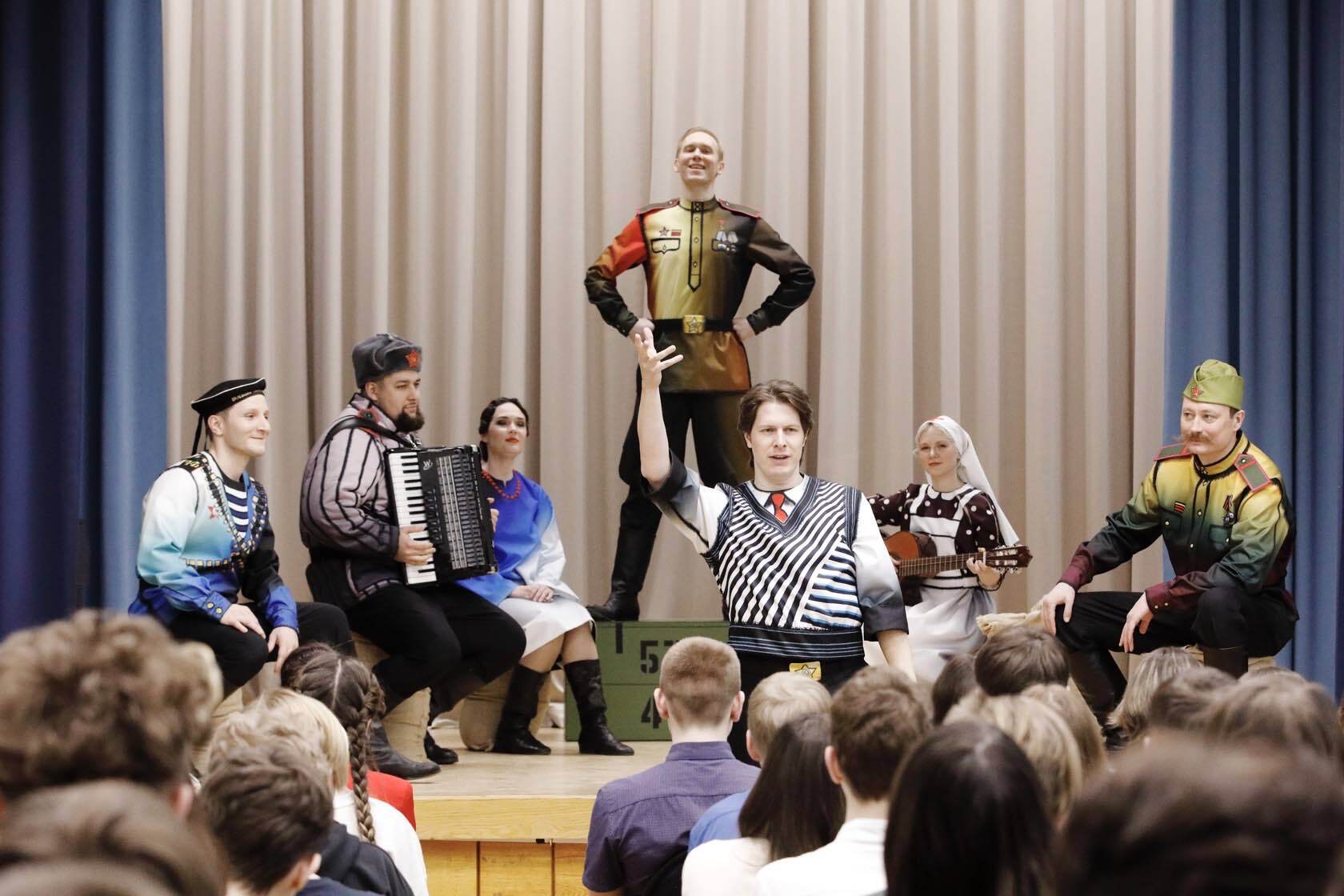 Василий Теркин в школе 00004