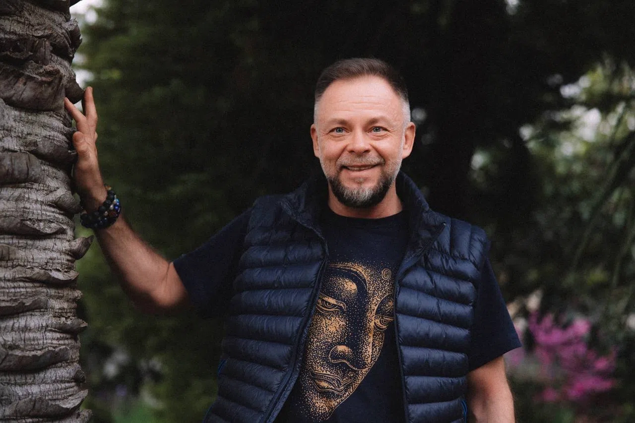 Алексей Шалыгин — у пальмы