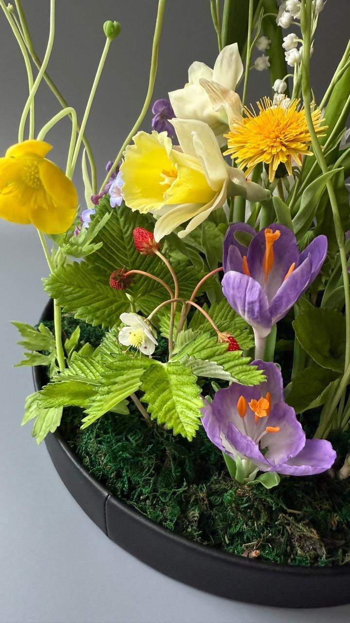 Композиция из холодного фарфора