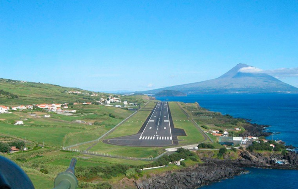 airport Azores