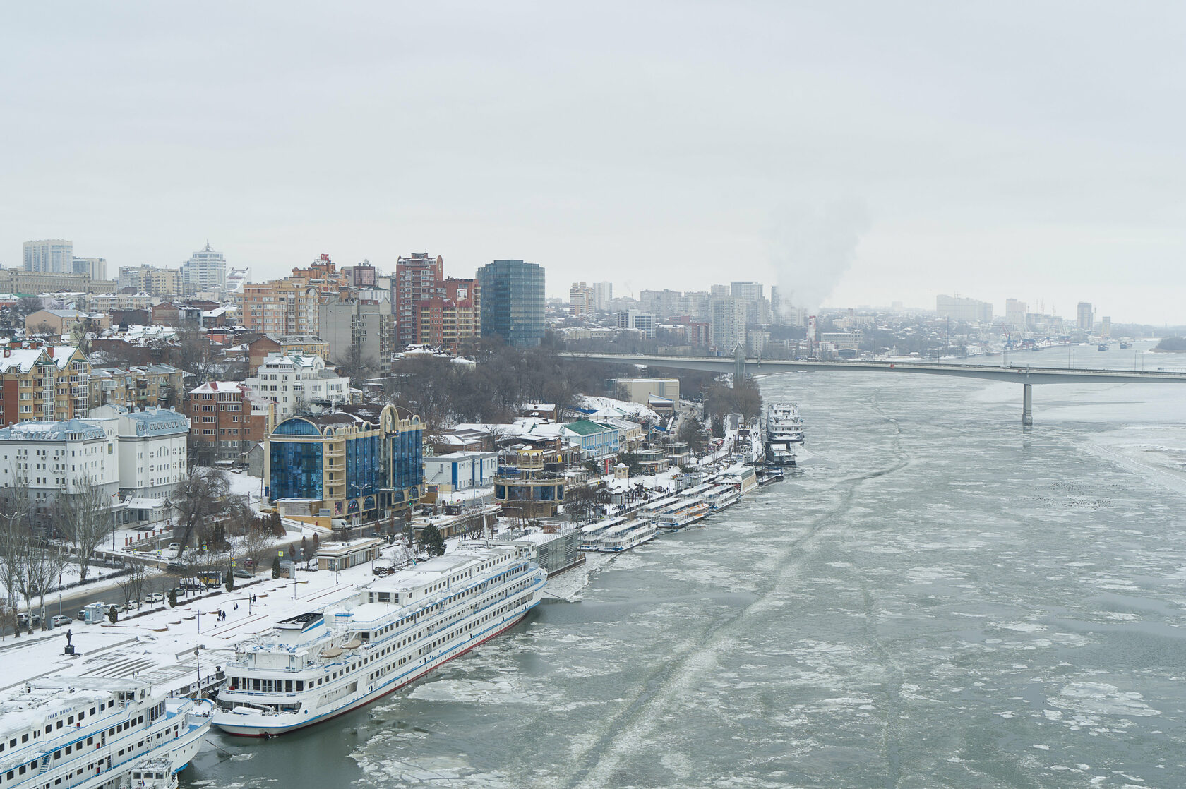 набережная ростова зимой