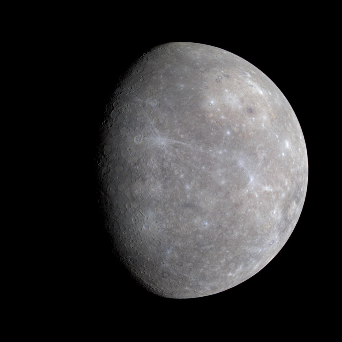 Снимок поверхности Меркурия. Источник Carnegie Institution of Washington, NASA.