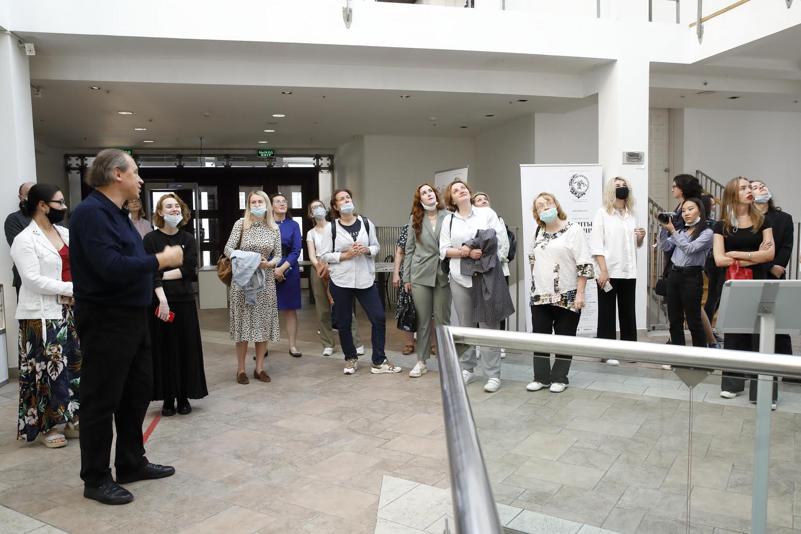 «Ночь кино» в ШДИ 00015