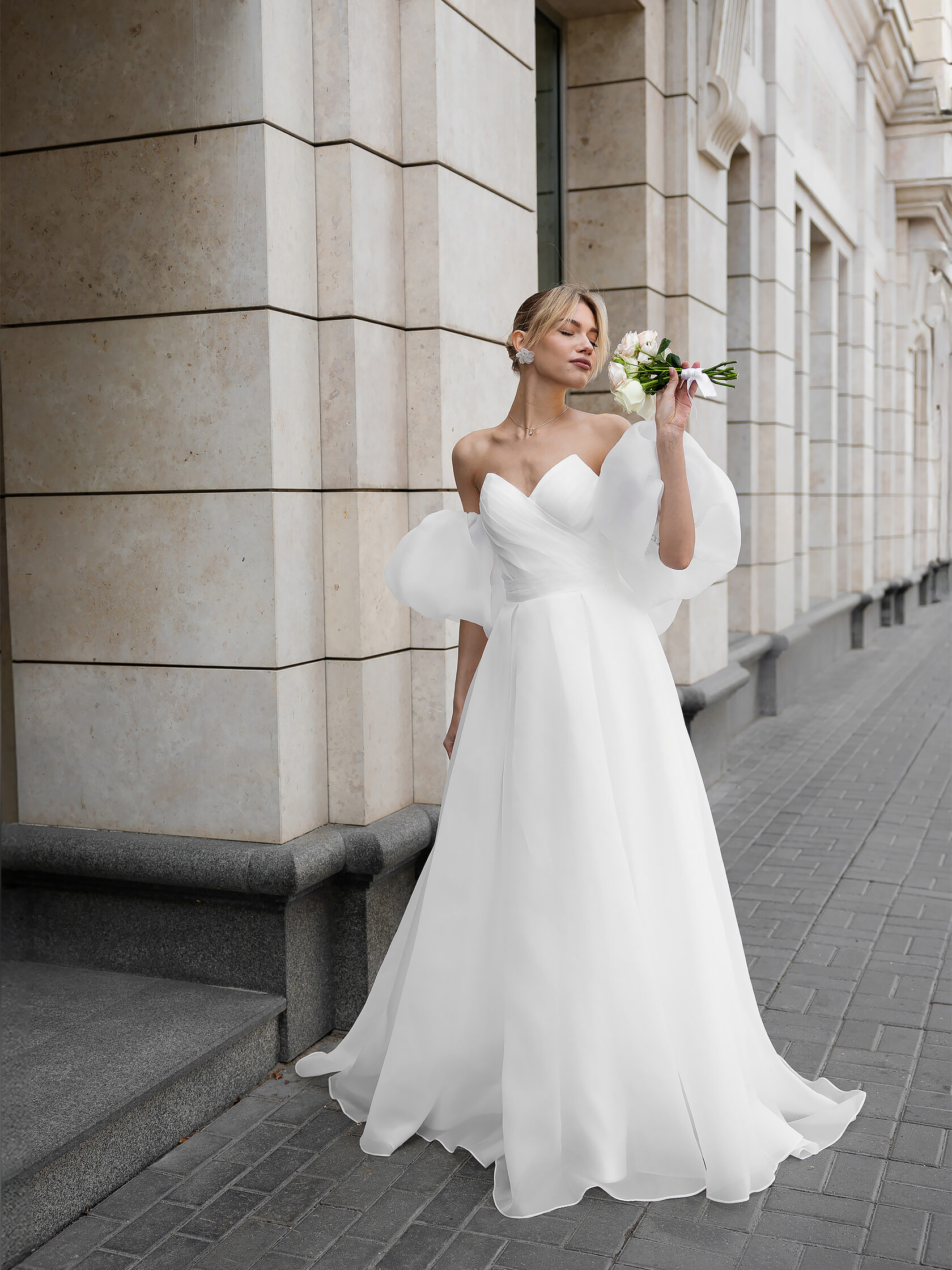 Свадебное платье из органзы Батайск прокат