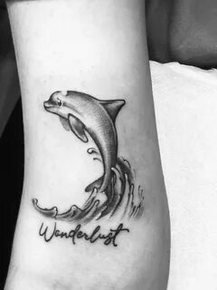 Тату дельфина: фото и значение татуировок в виде дельфина