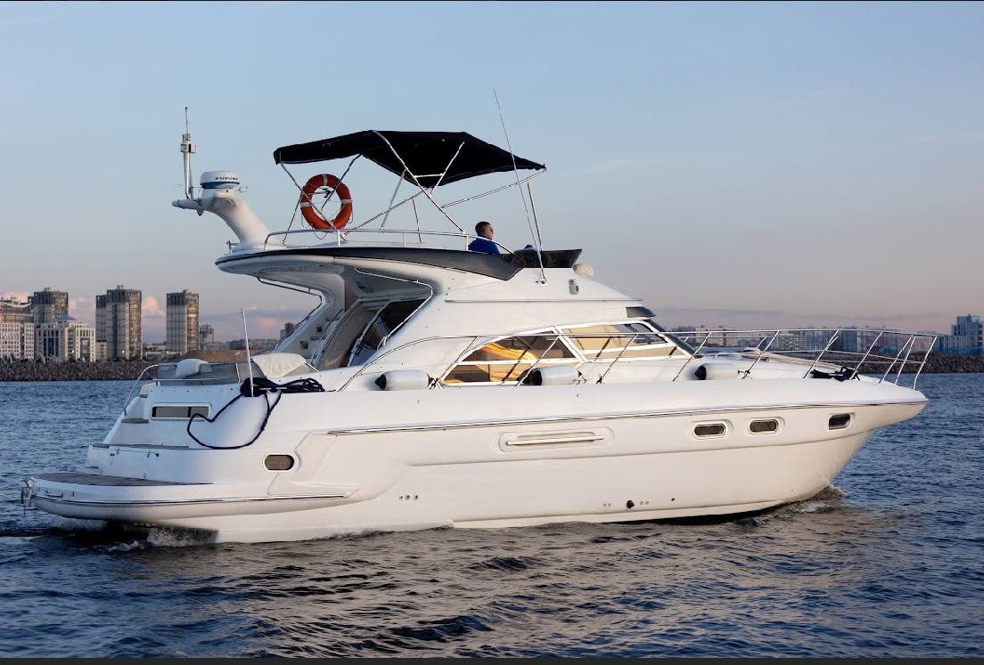 Яхта SeaLine F43 — фото 3 для аренды в СПб