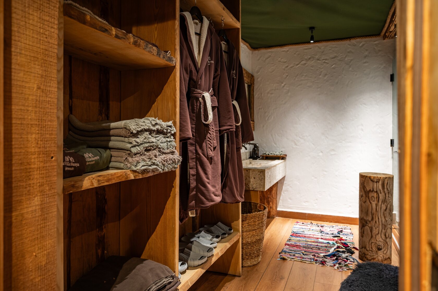 Individual Banya Amenities