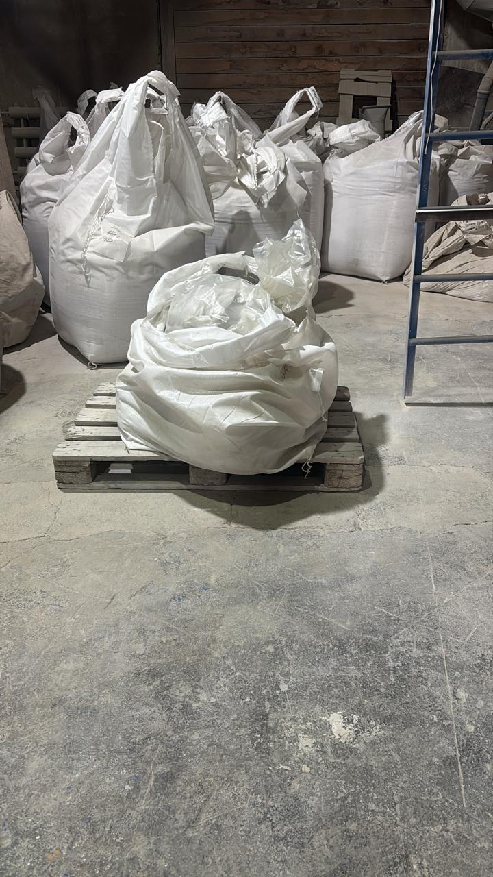 Отгрузка порошка периклазового плавленого ПППл-95, фракция 0,08–0 мм, 3 т, MgO ≥ 95 %, огнеупорный материал для противопригарных покрытий и смесей, А-СТИЛ ГРУПП, 27.10.2025