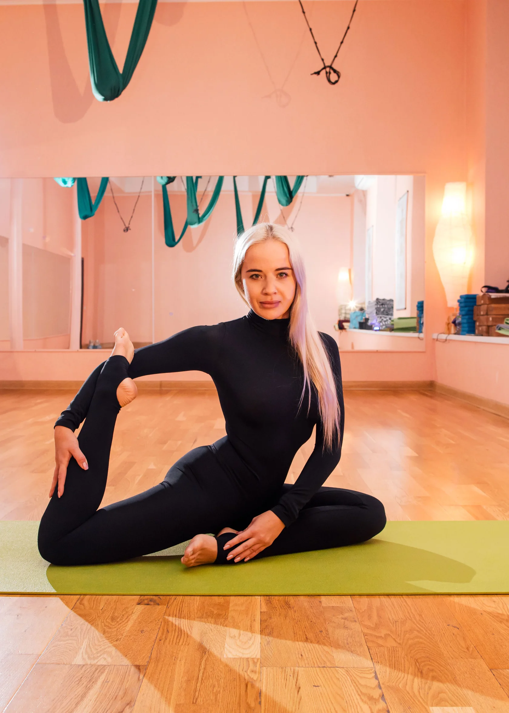 Саша Апрельская