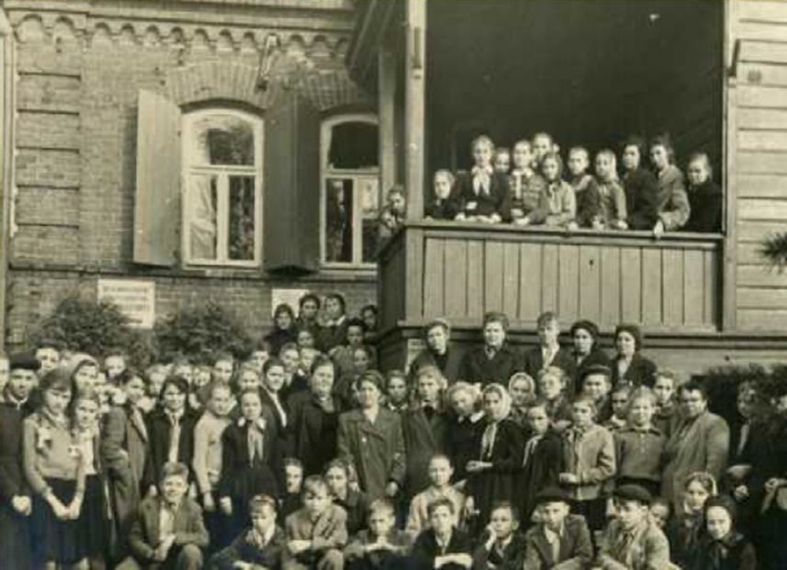 Юные натуралисты в музее-усадьбе И.В. Мичурина