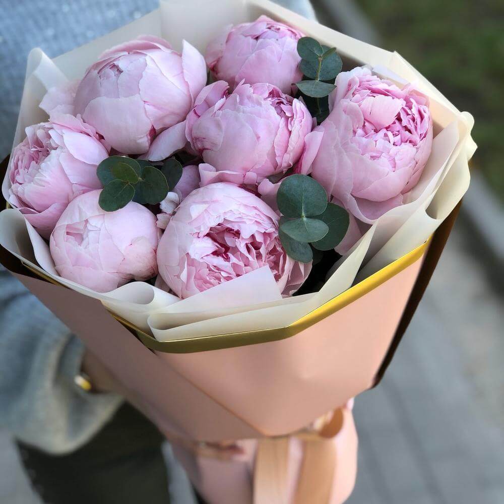 Peonies bouquet "breath"
