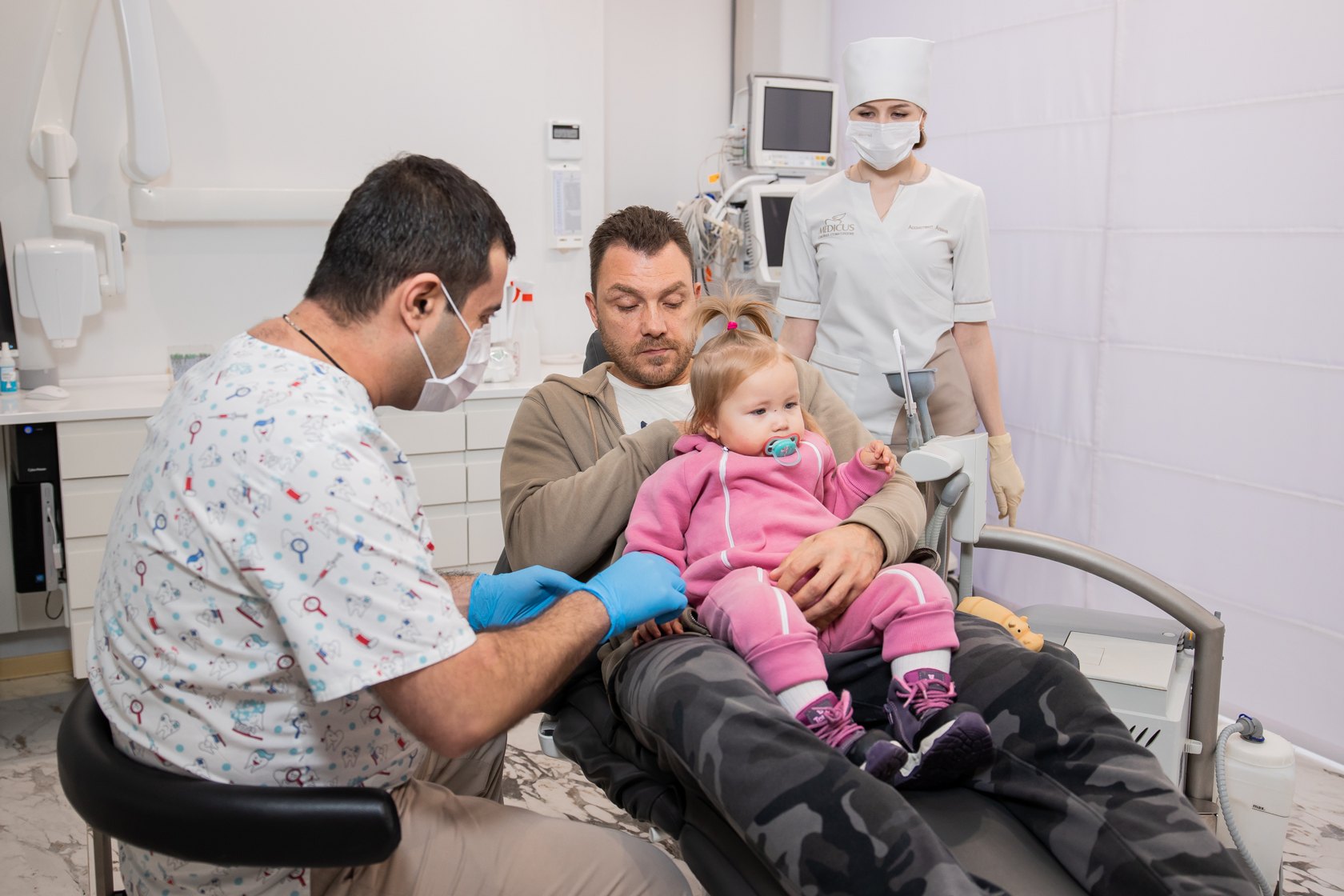 Фотография приёма из архива MEDICUS