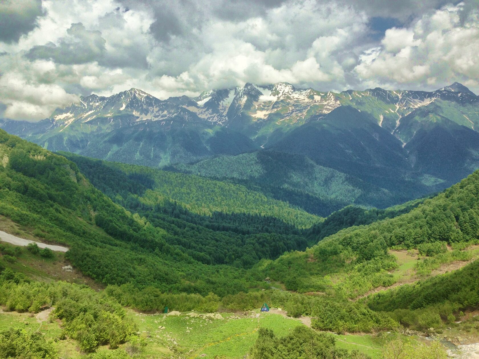 Горы Кавказа красная Поляна