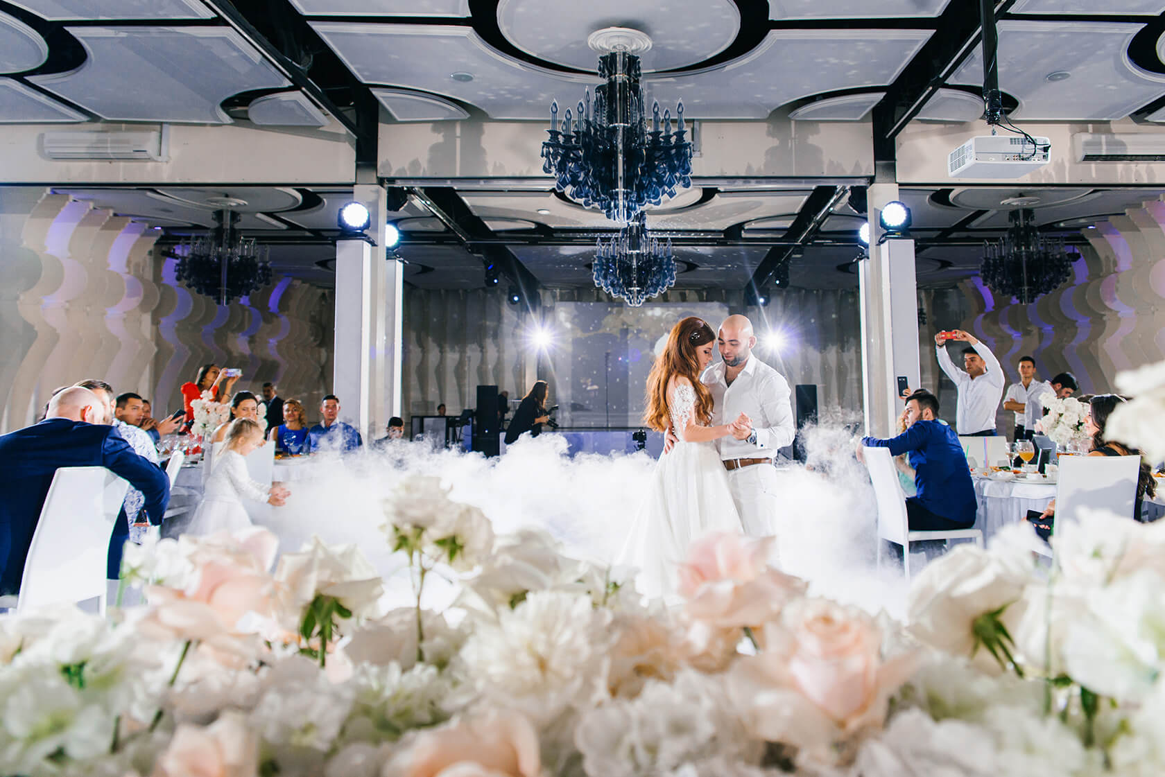 Современная свадьба в бутик-отеле «МОНА»