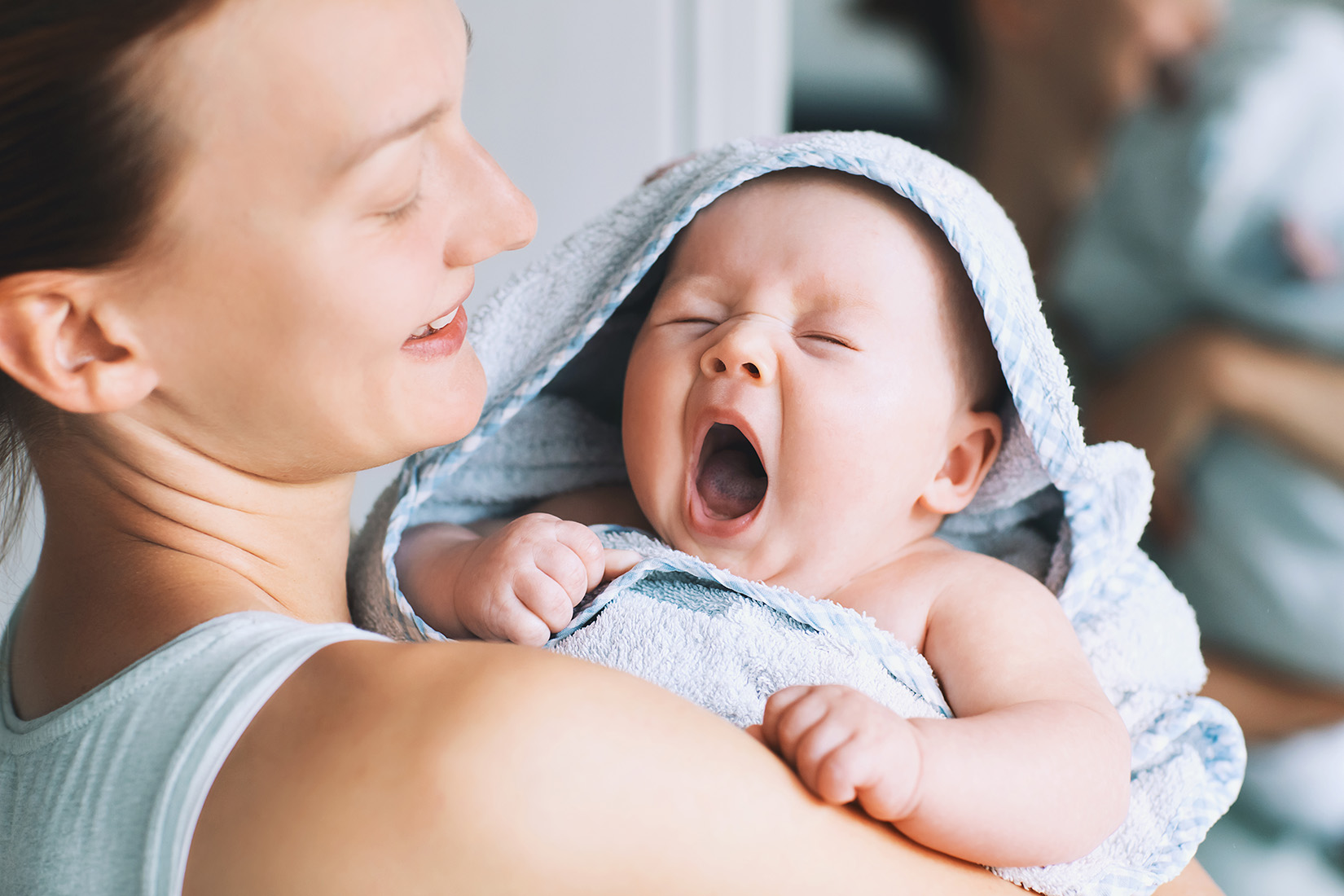 Правила ухода за новорожденными и детьми до года: важное и второстепенное