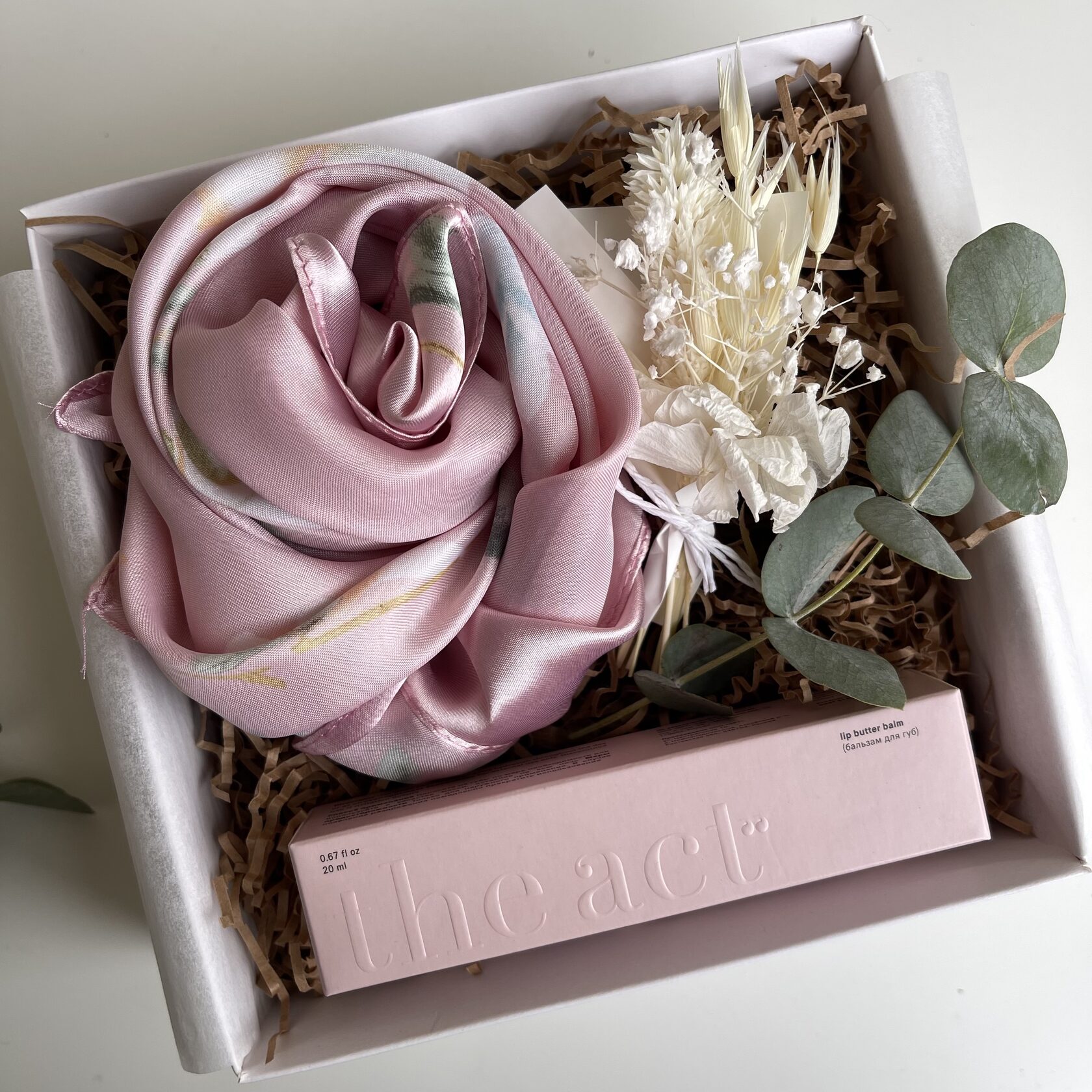 Корпоративные подарки для женщин в Москве – купить на заказ от NO SOCKS BOX