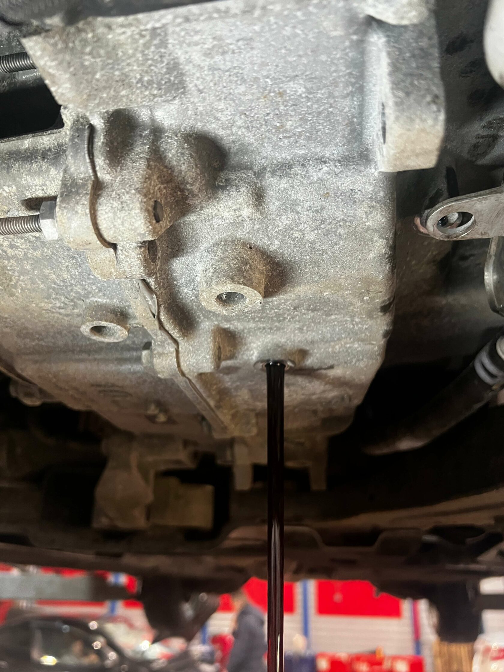 Слив масла с картера АКПП Ford