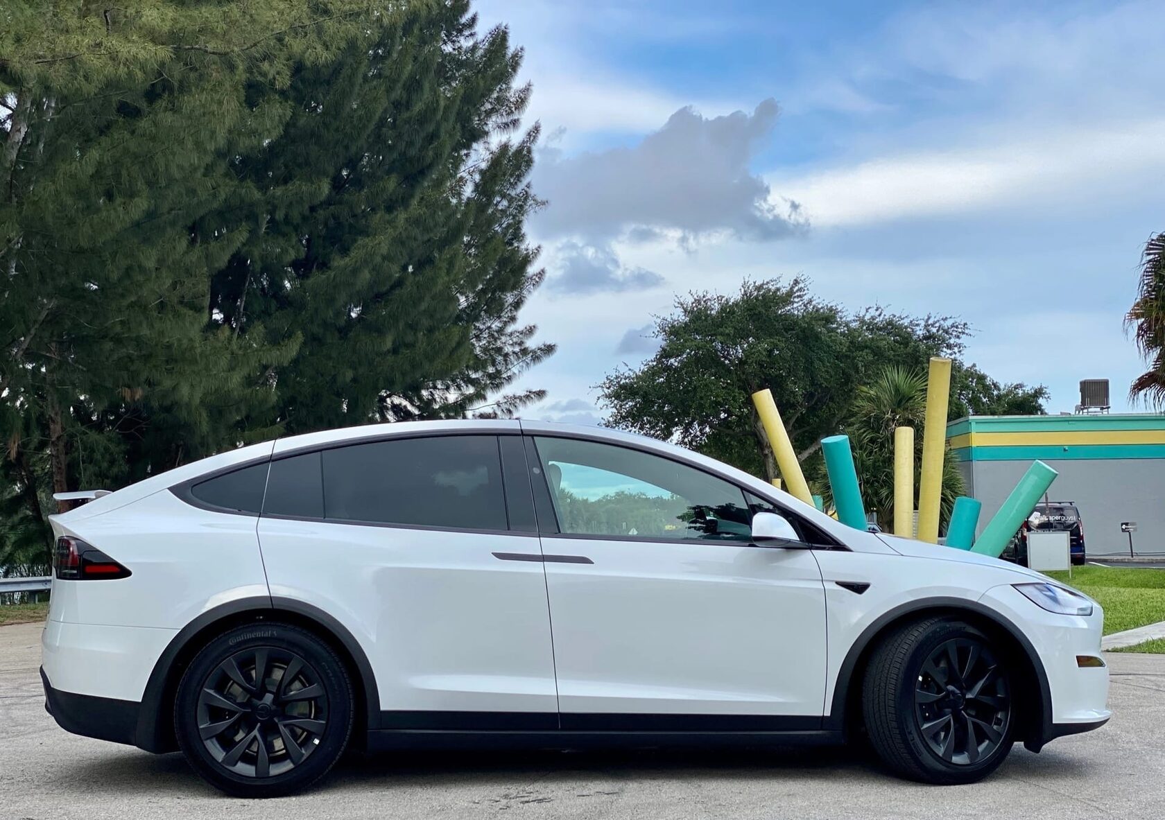 Tesla model x 2022