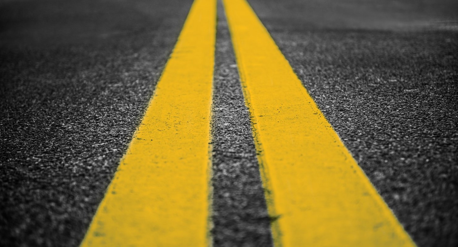 Какой штраф грозит за пересечение двойной сплошной линией