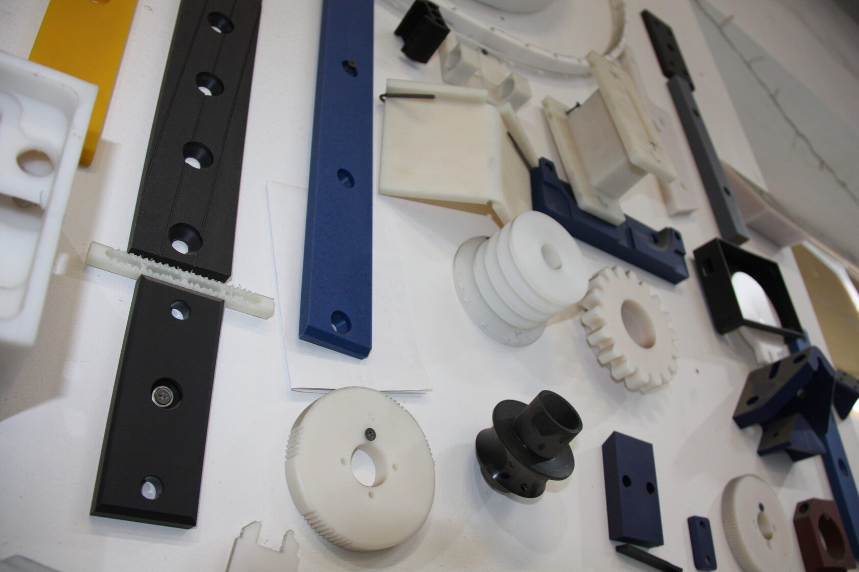 Детали из капролона