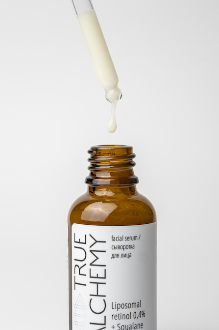 Зимняя женская куртка в цвете хаки. GATE31 — это минималистичный бренд верхней одежды из Санкт–Петербурга