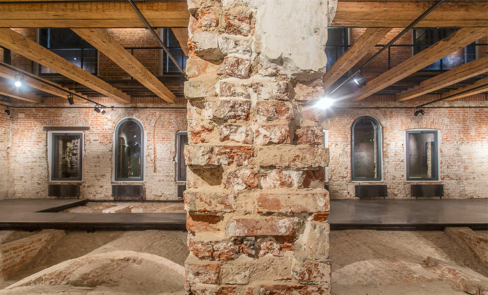 Флигель «Руина» Музея архитектуры имени А. В. Щусева