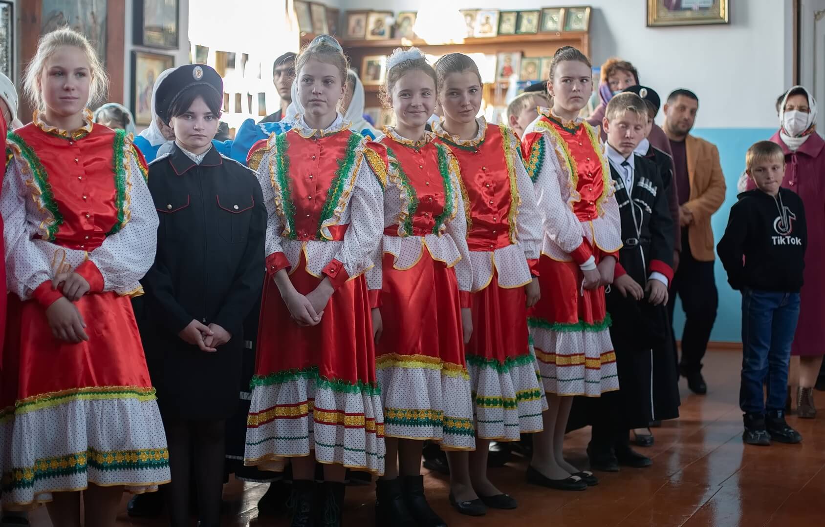 Погода в ст кардоникской. Станица Кардоникская. Станица Кардоникская Зеленчукский район. Школа номер 1 ст. Кардоникской. Церковь станица Кардоникская.