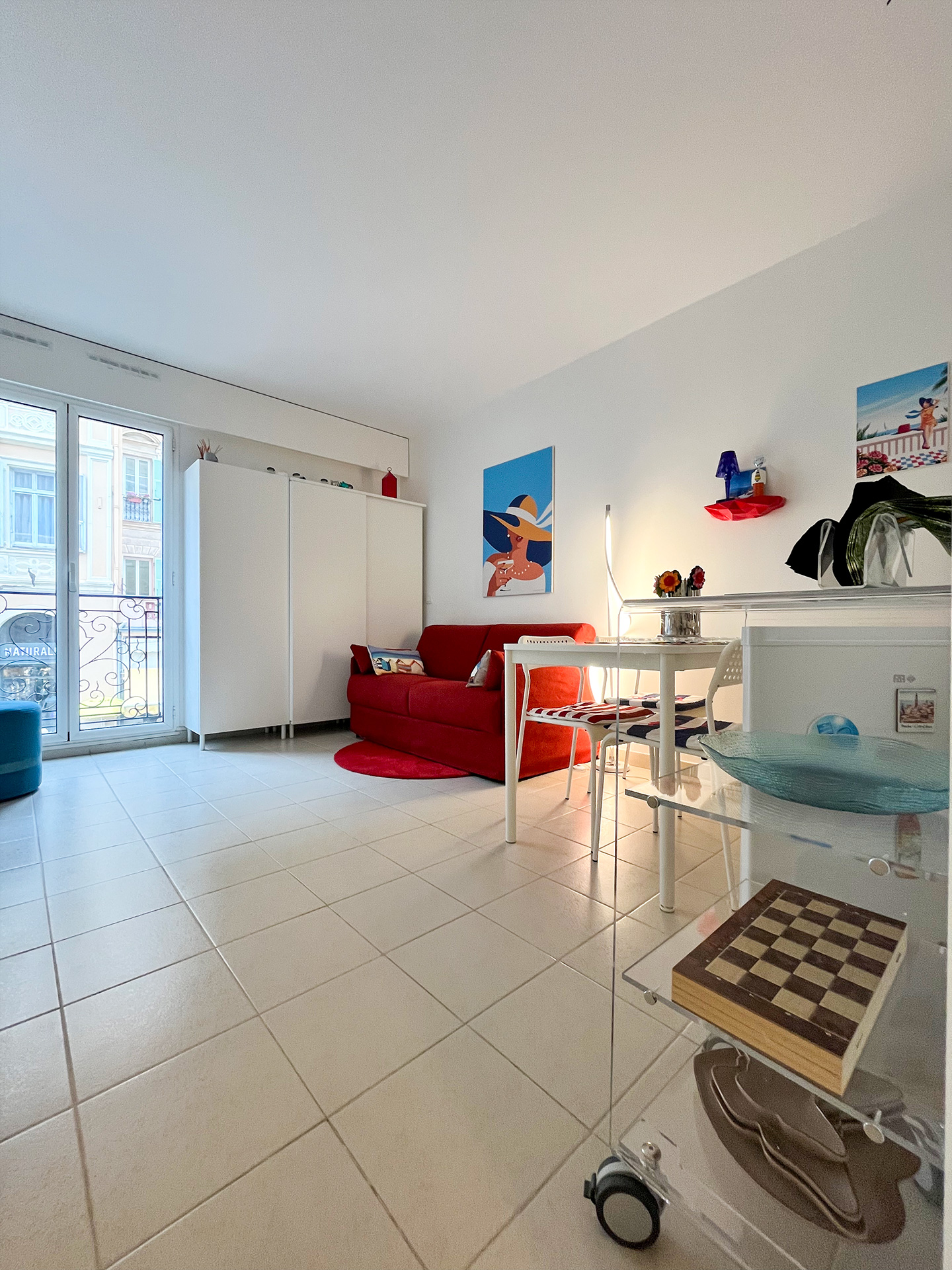 Optimisation d’un petit espace à Nice – studio de 22 m² avant transformation