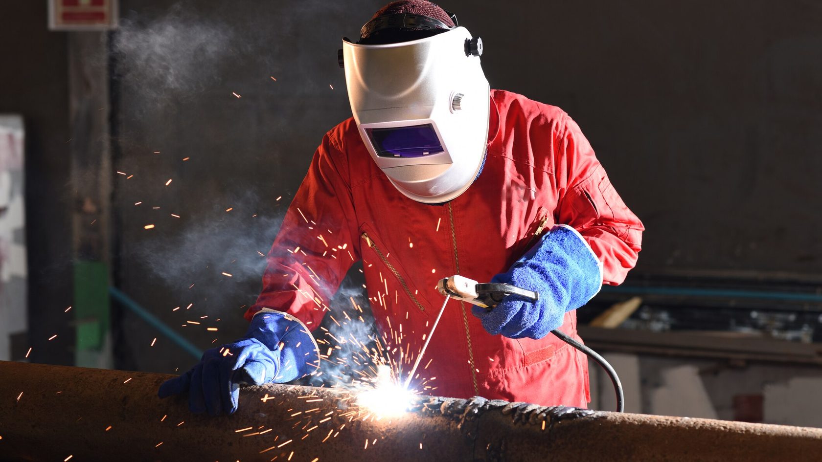 Сфера сварщика. Специалист сварочного производства. Сварщик. Сварщик алтайский край. Сварщик алтая.