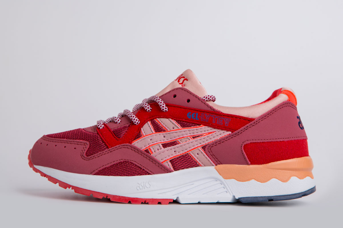 ASICS Street