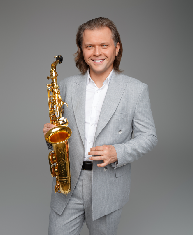 Саксофонист Сергей Колесов