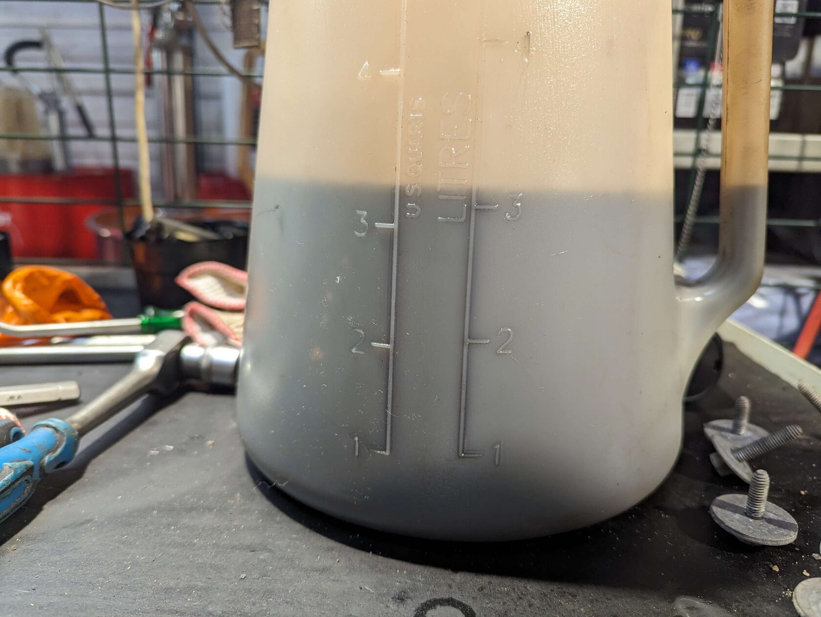 Объем слитого масла из DW5