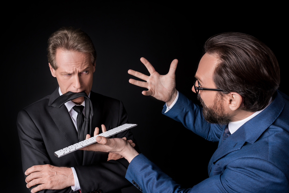 Манипуляция, управление эмоциями, контроль 