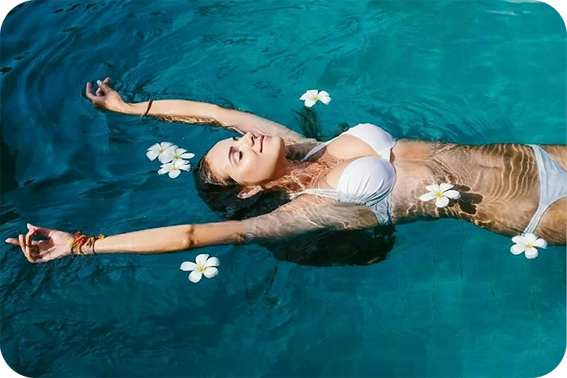 фото нанесения макияжа на лицо девушки 