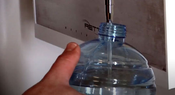 Ионизированная вода восполняет нехватку электролитов