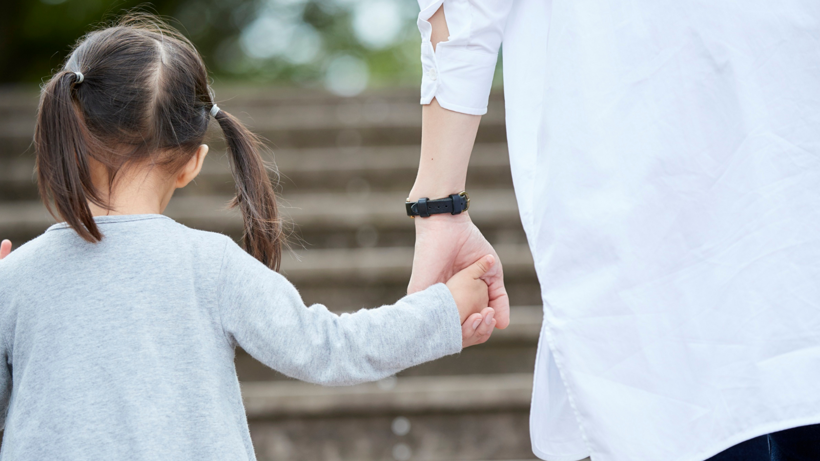 Алгоритм: первая помощь маленькому ребенку до 7 лет