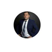 брокер по покупке квартир в Санкт-Петербурге