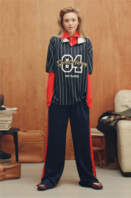 Куртка женская черная демисезонная